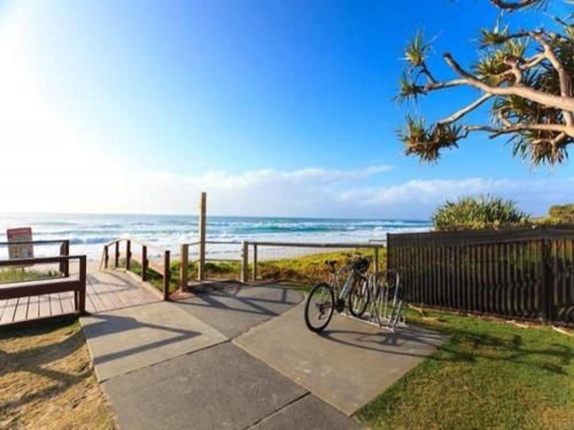 Beaches On Wave Street Gold Coast Eksteriør billede